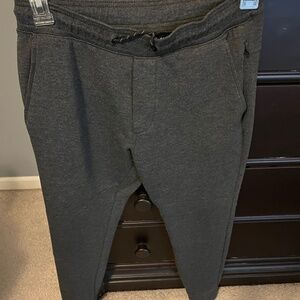 American Eagle active joggers